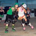 PermaMento tries to push Shamrocks jammer Pushy Brat out of bounds